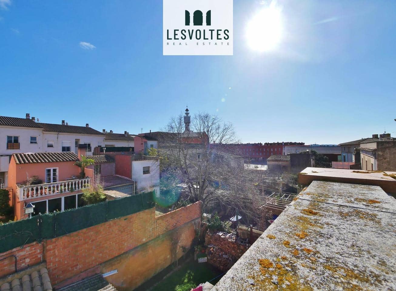 4 bedroom Villa for sale in Palafrugell with garage - € 399,000 (Ref: 10130618)