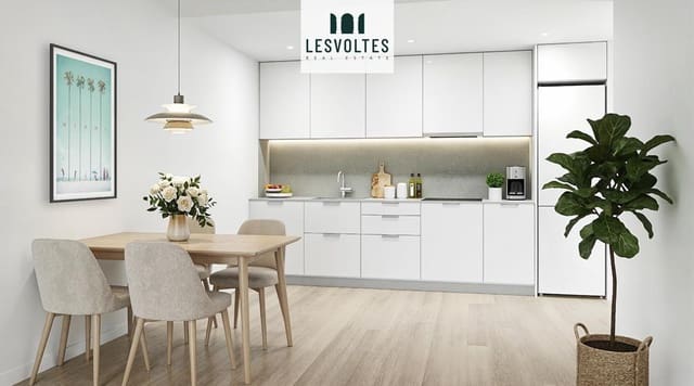 2 soverom Leilighet til salgs i Pals med svømmebasseng garasje - € 310 000 (Ref: 10145041)
