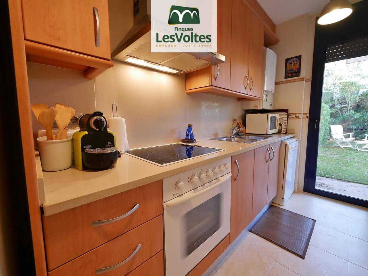 2 soverom Leilighet til leie i Calella de Palafrugell med svømmebasseng garasje - € 1 363 (Ref: 10170221)