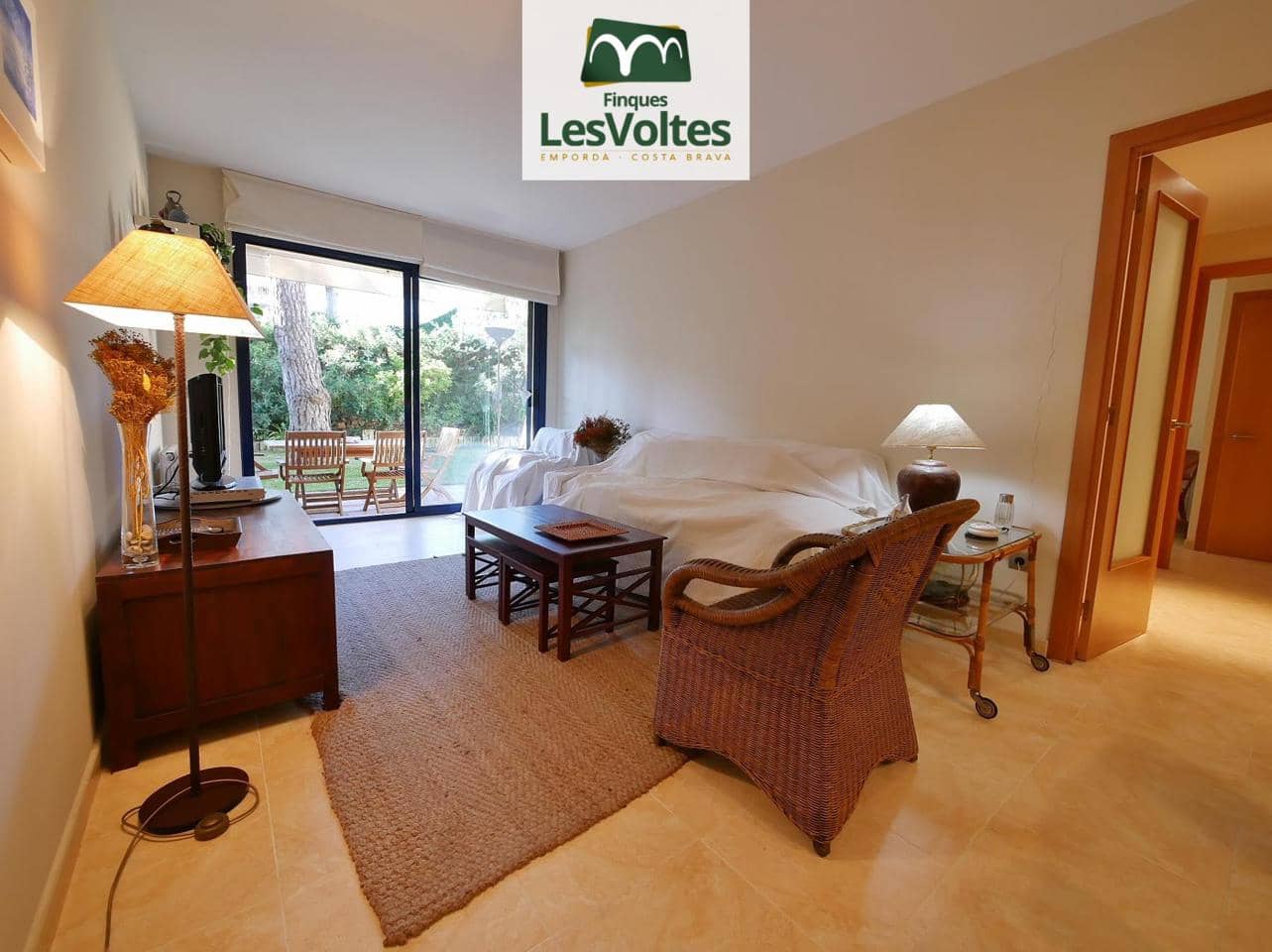 2 soverom Leilighet til leie i Calella de Palafrugell med svømmebasseng garasje - € 1 363 (Ref: 10170221)