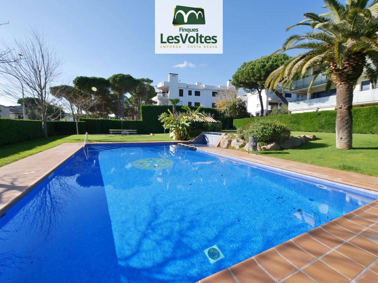 2 soverom Leilighet til leie i Calella de Palafrugell med svømmebasseng garasje - € 1 363 (Ref: 10170221)