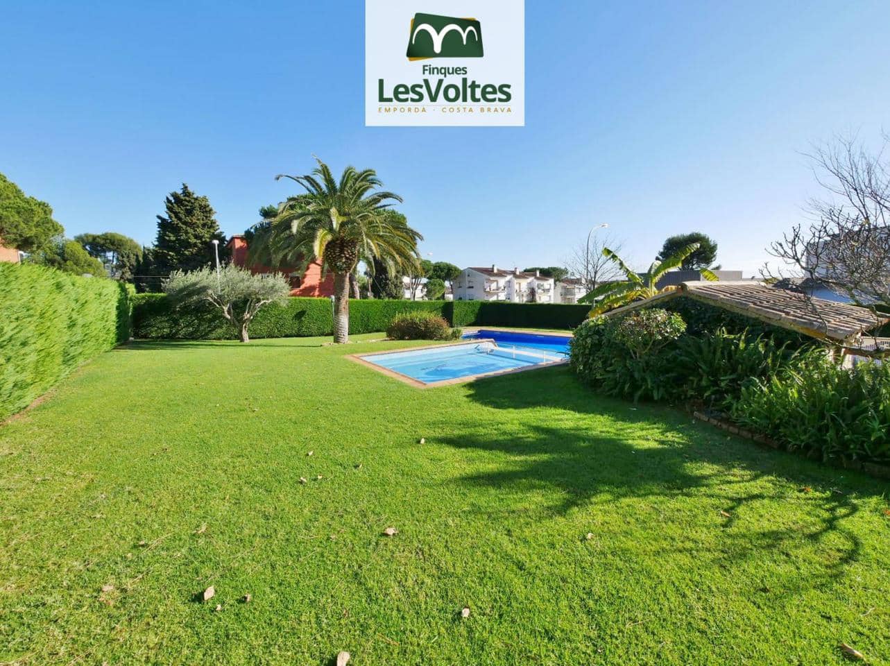 2 soverom Leilighet til leie i Calella de Palafrugell med svømmebasseng garasje - € 1 363 (Ref: 10170221)