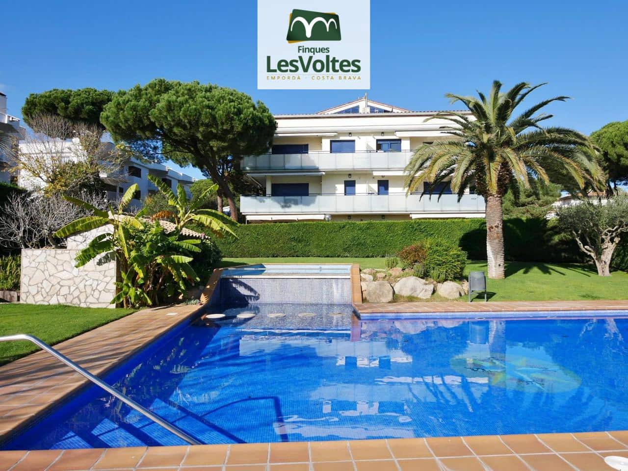2 soverom Leilighet til leie i Calella de Palafrugell med svømmebasseng garasje - € 1 363 (Ref: 10170221)