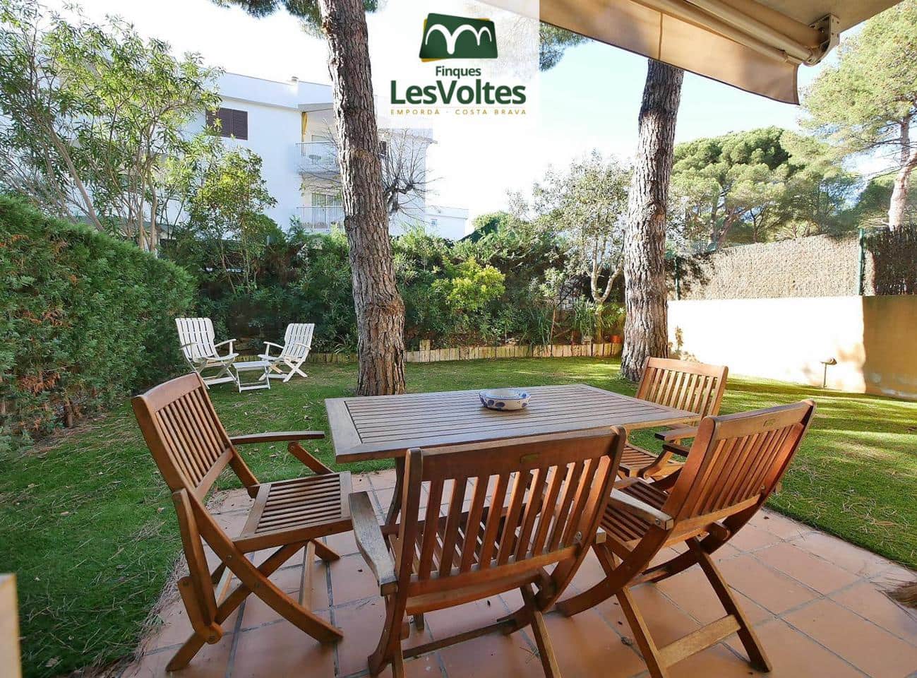 2 soverom Leilighet til leie i Calella de Palafrugell med svømmebasseng garasje - € 1 363 (Ref: 10170221)