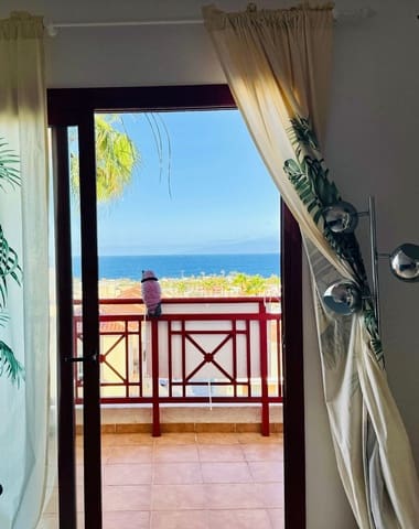 2 soverom Leilighet til salgs i Palm-Mar, Arona med svømmebasseng garasje - € 379 000 (Ref: 9558733)