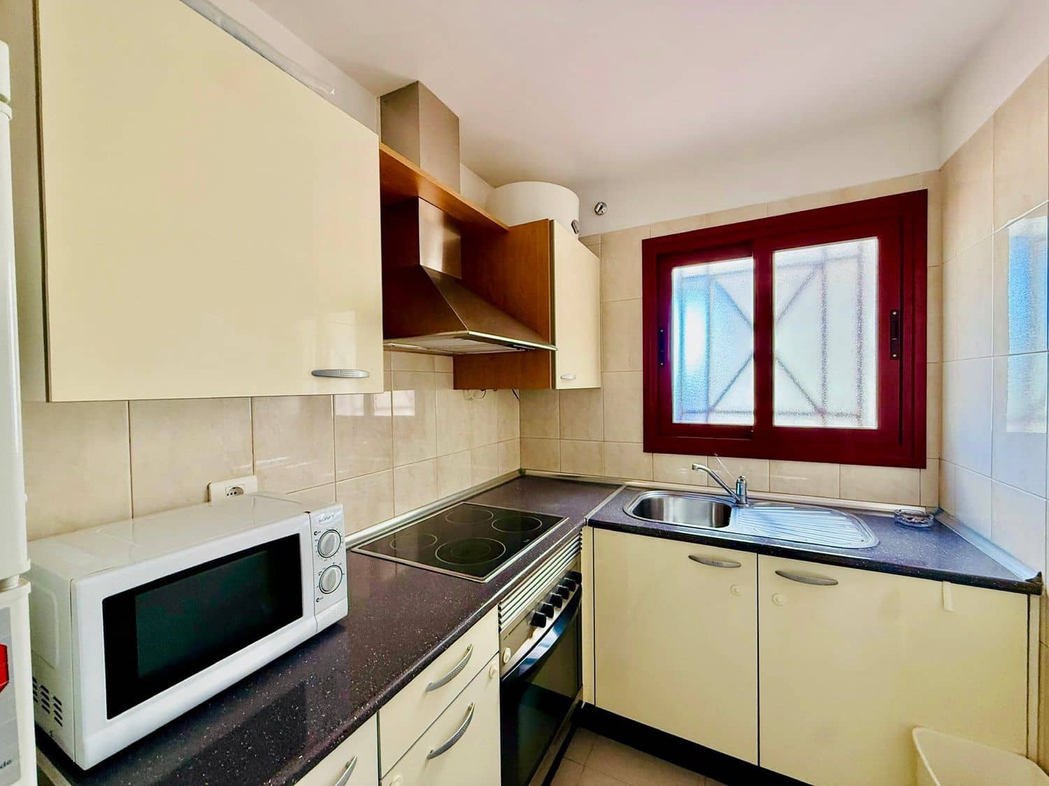 2 soverom Leilighet til salgs i Palm-Mar med svømmebasseng garasje - € 379 000 (Ref: 9558733)