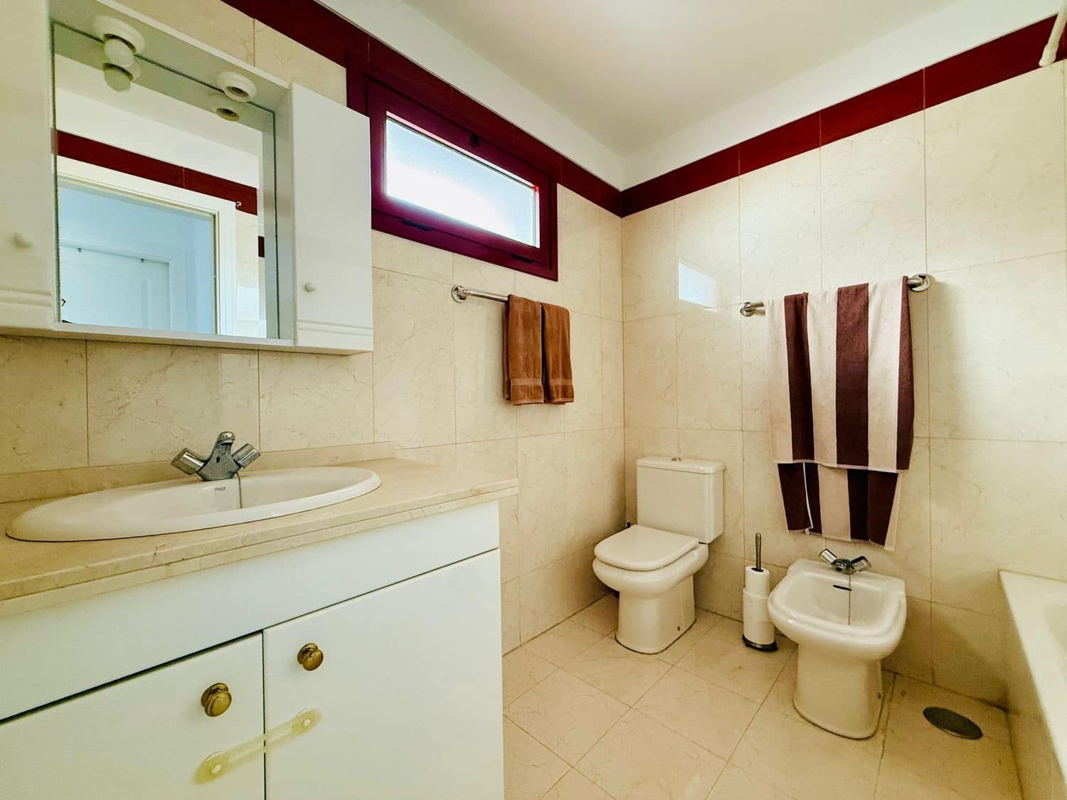 2 soverom Leilighet til salgs i Palm-Mar med svømmebasseng garasje - € 379 000 (Ref: 9558733)