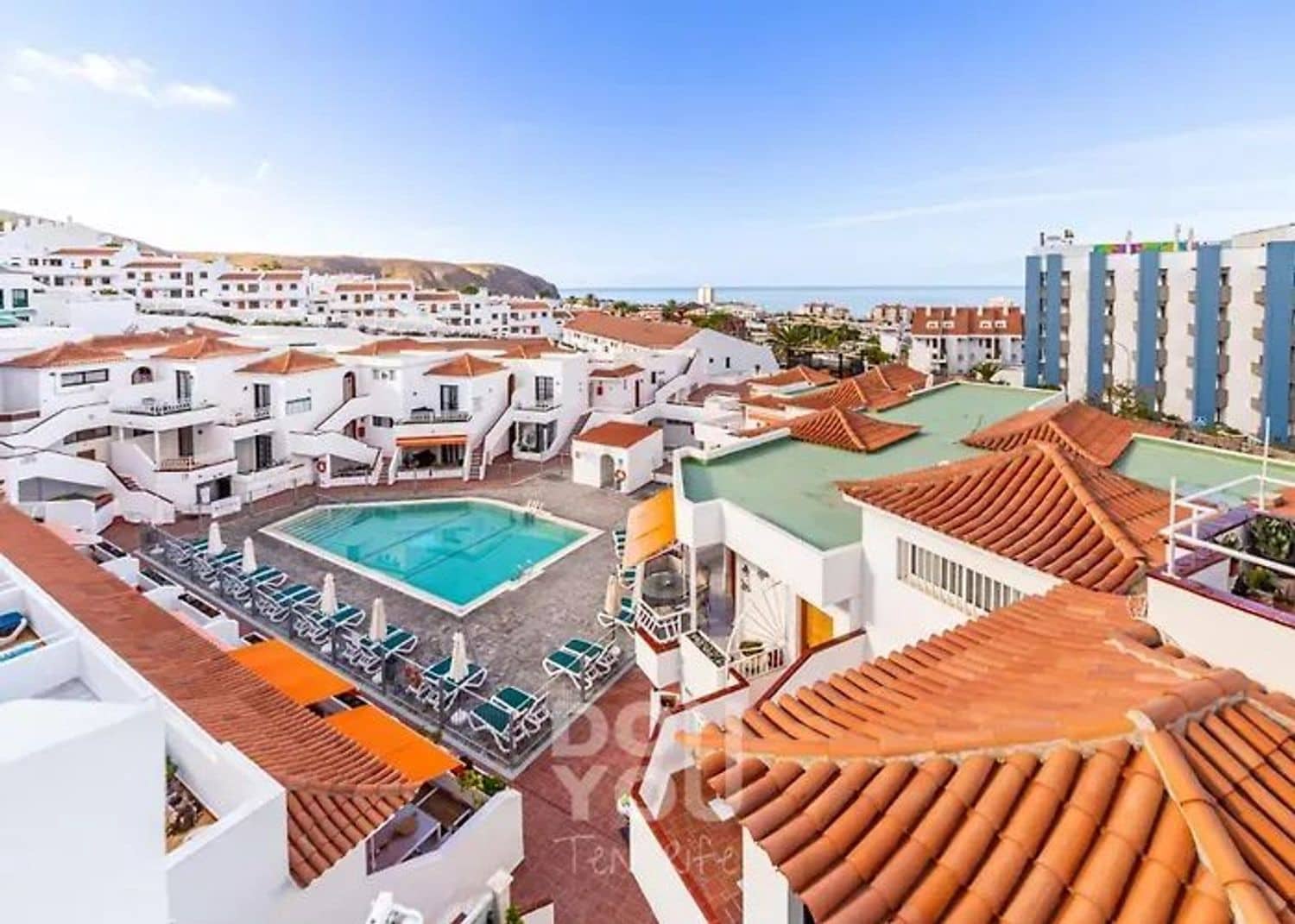 2 soverom Leilighet til salgs i Los Cristianos med svømmebasseng garasje - € 320 000 (Ref: 9558734)