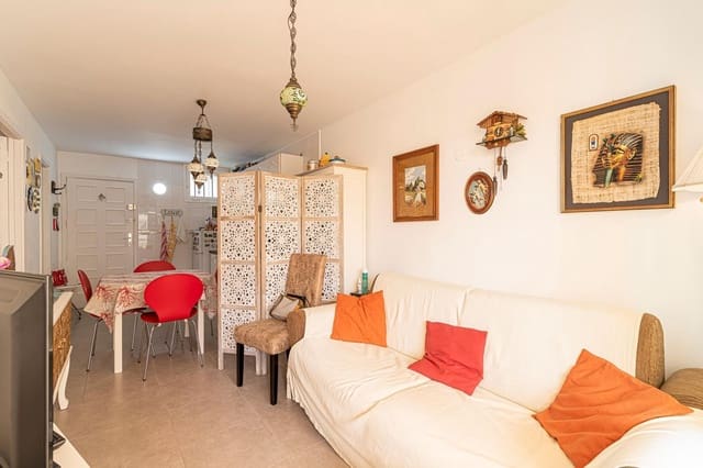 1 sypialnia Apartament na sprzedaż w Playa de las Americas, Arona z basenem garażem - 349 000 € (Ref: 9558738)