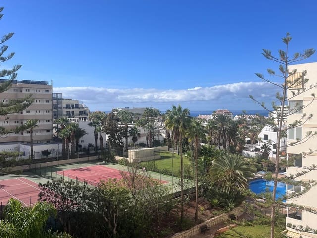 1 sypialnia Apartament na sprzedaż w Playa de las Americas, Arona z basenem garażem - 349 000 € (Ref: 9558738)