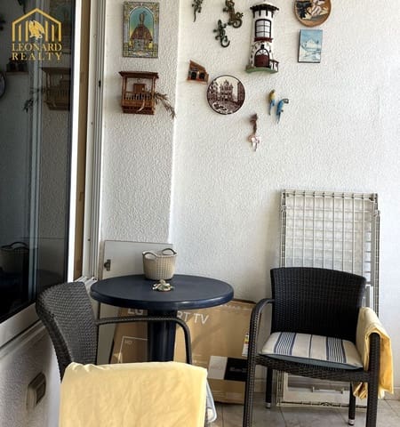 1 sypialnia Apartament na sprzedaż w Playa de las Américas, Adeje z basenem garażem - 275 000 € (Ref: 9558740)