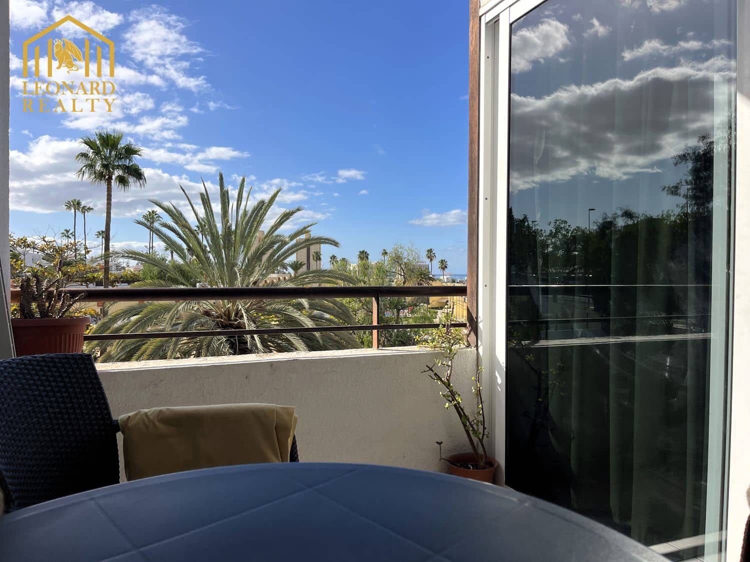 1 sypialnia Apartament na sprzedaż w Costa Adeje z basenem garażem - 275 000 € (Ref: 9558740)