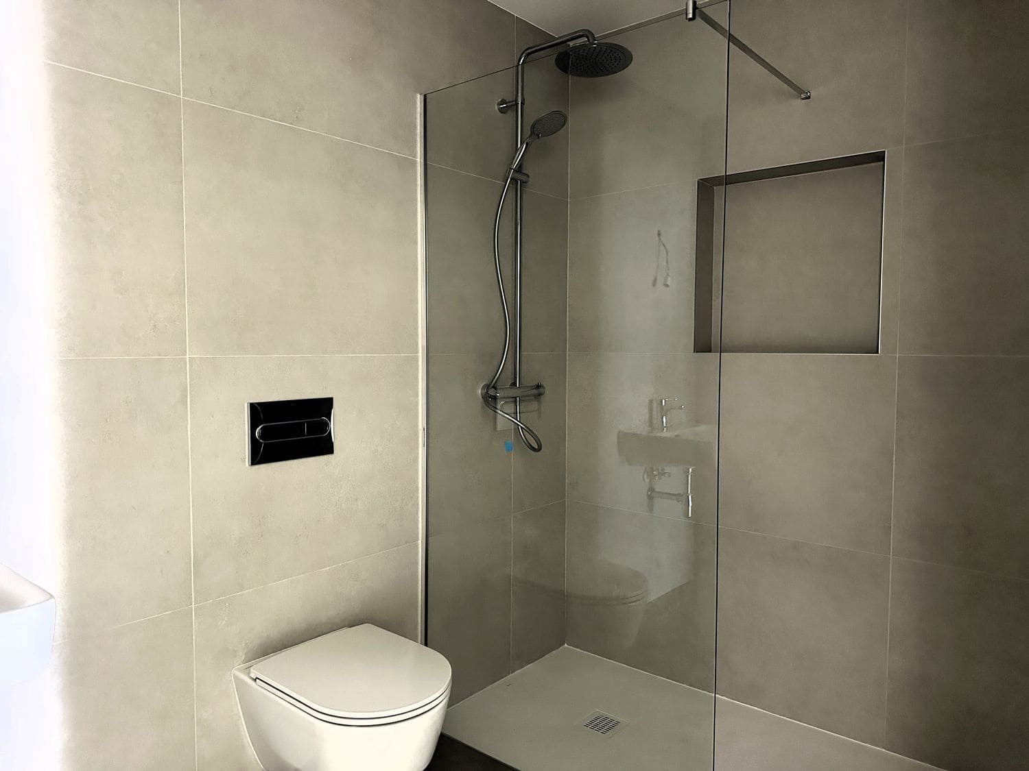 3 makuuhuone Huoneisto myytävänä paikassa Costa Adeje mukana uima-altaan 
autotalli - 1 295 000 € (Ref: 9558743)