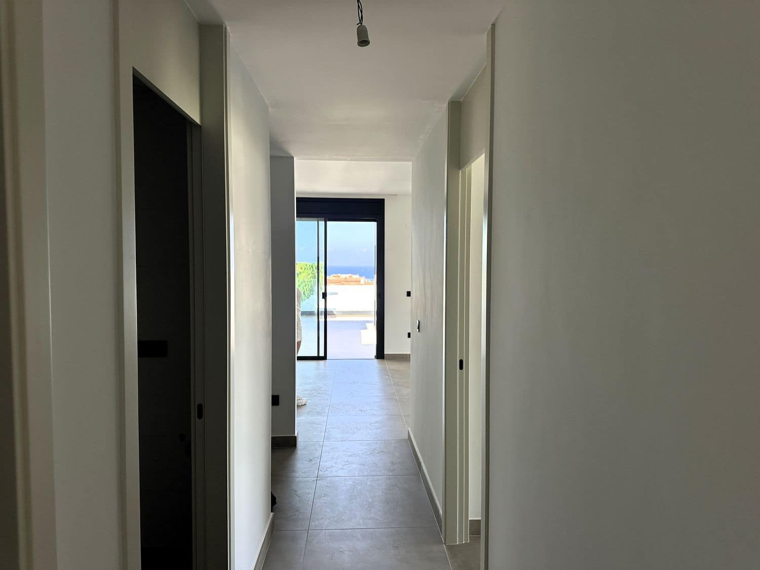 3 makuuhuone Huoneisto myytävänä paikassa Costa Adeje mukana uima-altaan 
autotalli - 1 295 000 € (Ref: 9558743)