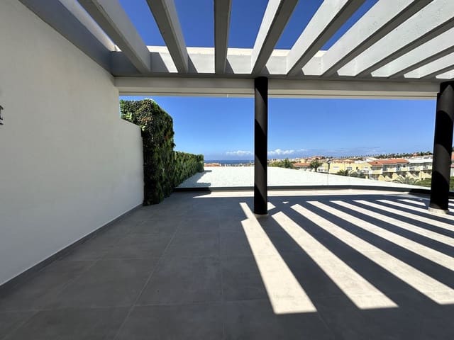 3 makuuhuone Huoneisto myytävänä paikassa Playa de Fañabé Alto, Adeje mukana uima-altaan 
autotalli - 1 295 000 € (Ref: 9558743)