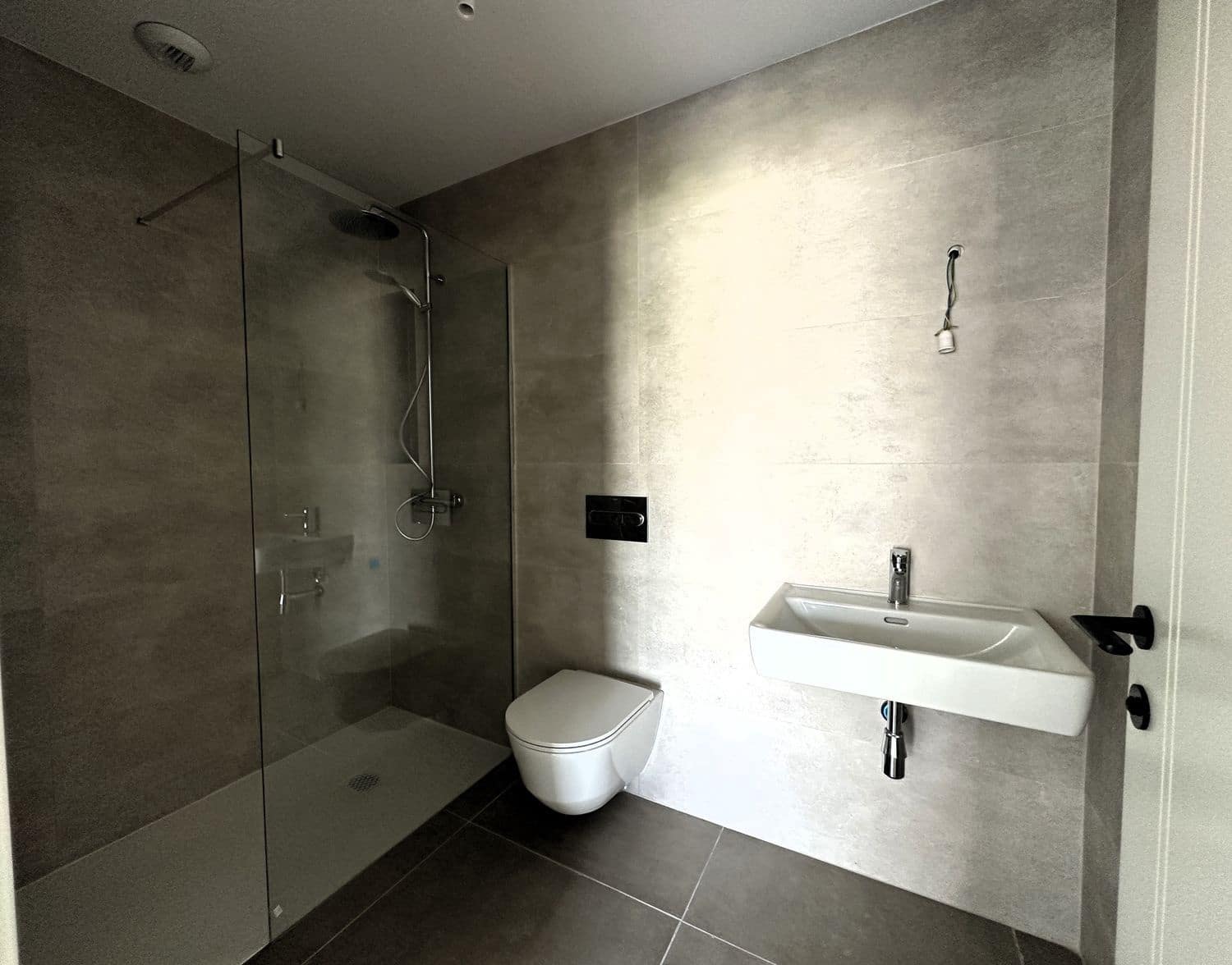 3 makuuhuone Huoneisto myytävänä paikassa Costa Adeje mukana uima-altaan 
autotalli - 1 295 000 € (Ref: 9558743)