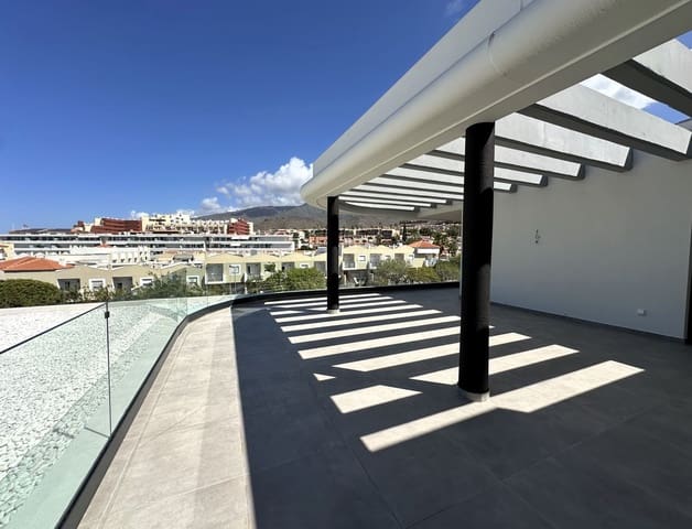 3 makuuhuone Huoneisto myytävänä paikassa Playa de Fañabé Alto, Adeje mukana uima-altaan 
autotalli - 1 295 000 € (Ref: 9558743)