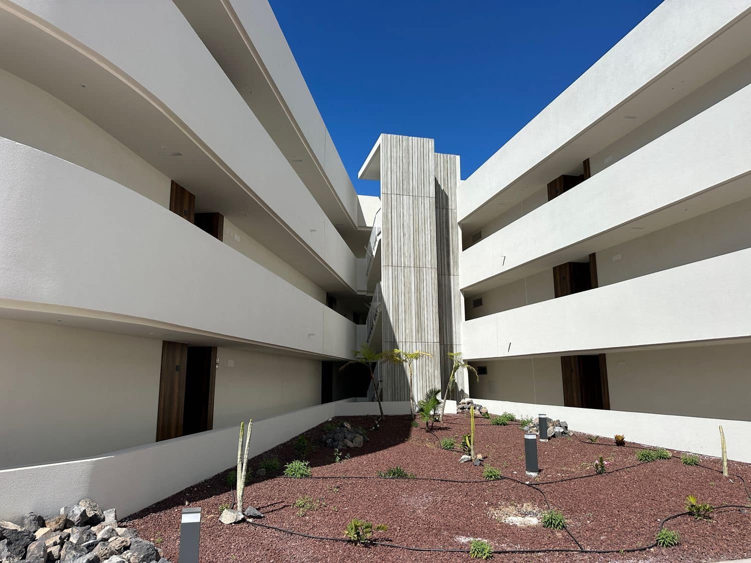 3 makuuhuone Huoneisto myytävänä paikassa Costa Adeje mukana uima-altaan 
autotalli - 1 295 000 € (Ref: 9558743)