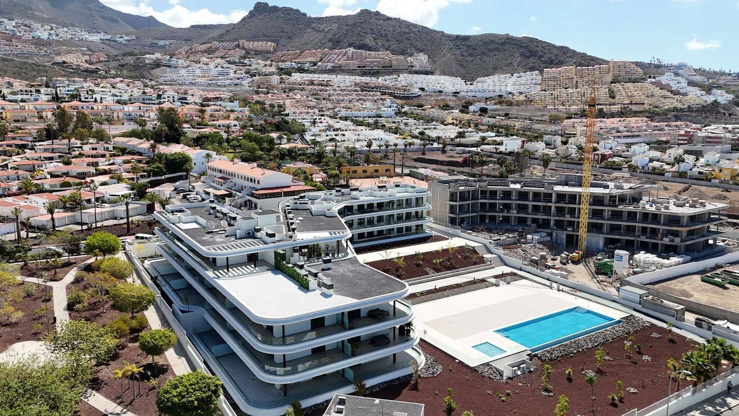 3 makuuhuone Huoneisto myytävänä paikassa Costa Adeje mukana uima-altaan 
autotalli - 1 295 000 € (Ref: 9558743)