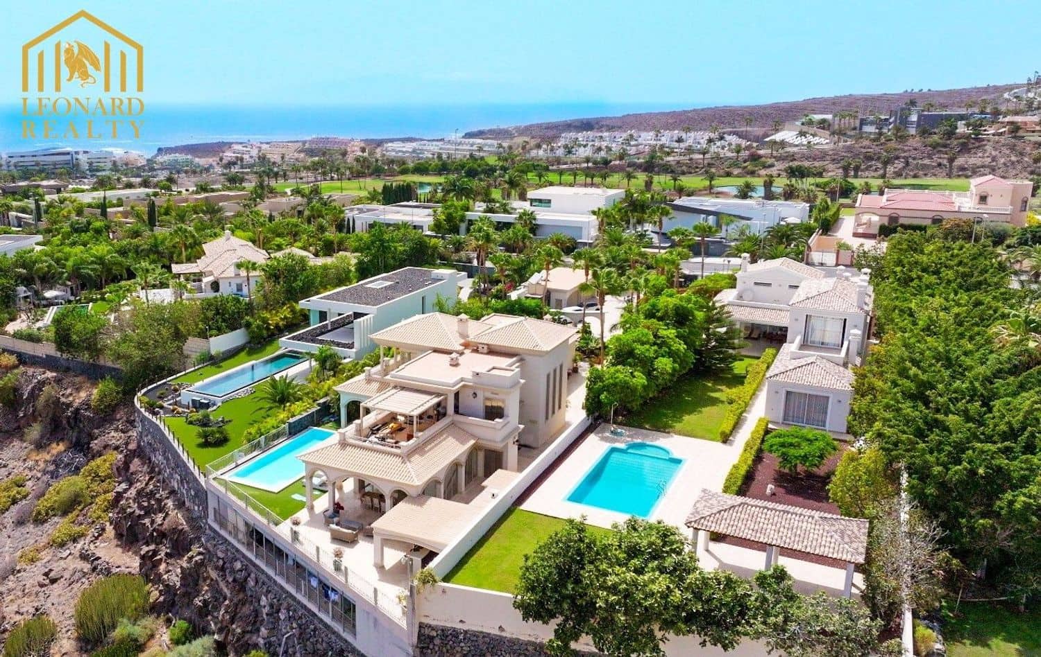 6 chambre Villa/Maison à vendre à La Caleta Adeje avec piscine garage - 5 950 000 € (Ref: 9558744)