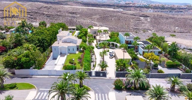 6 sypialnia Willa na sprzedaż w La Caleta Adeje, Adeje z basenem garażem - 5 950 000 € (Ref: 9558744)