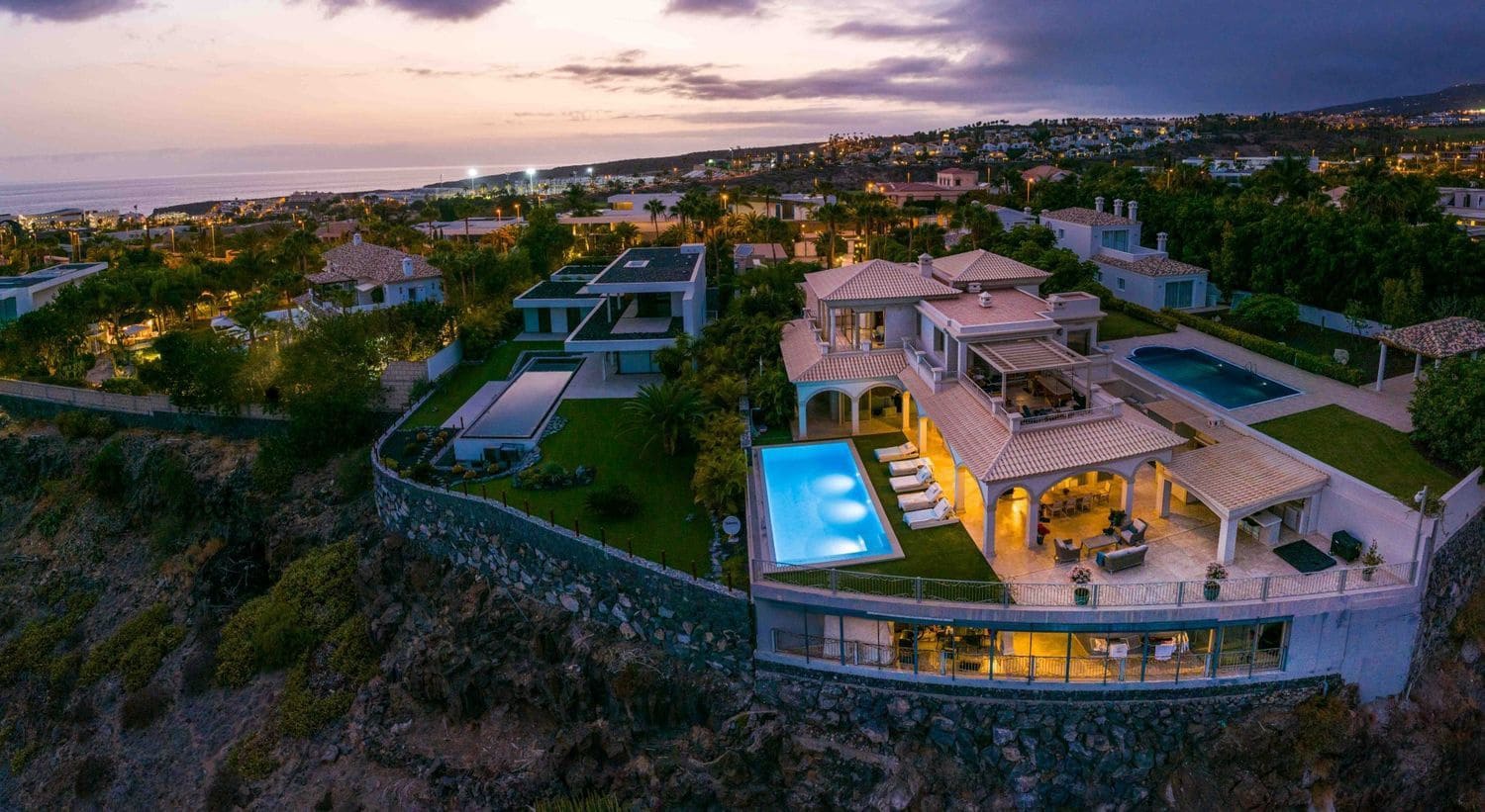 6 chambre Villa/Maison à vendre à La Caleta Adeje avec piscine garage - 5 950 000 € (Ref: 9558744)