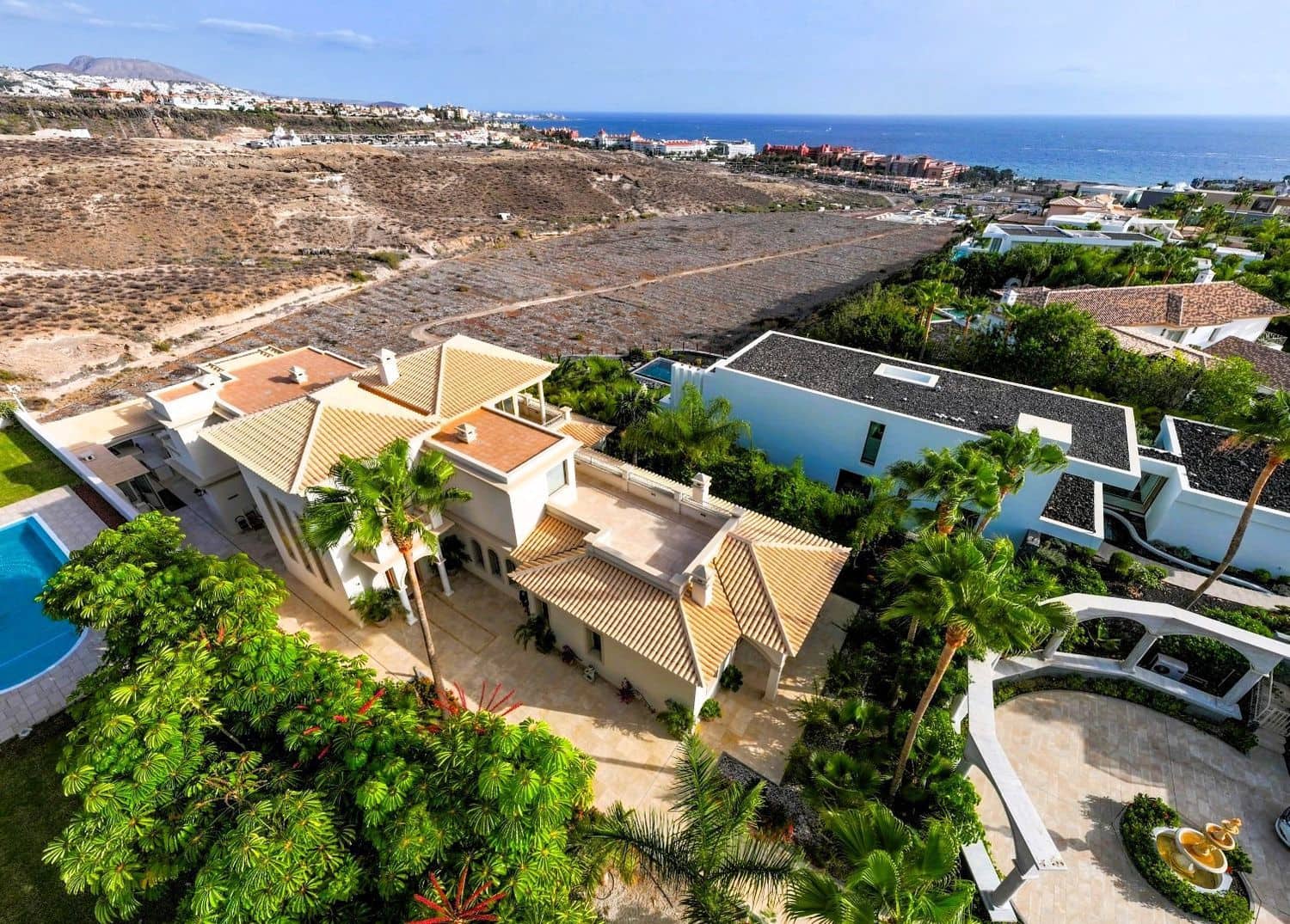 6 chambre Villa/Maison à vendre à La Caleta Adeje avec piscine garage - 5 950 000 € (Ref: 9558744)