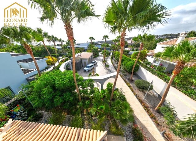 6 sypialnia Willa na sprzedaż w La Caleta Adeje, Adeje z basenem garażem - 5 950 000 € (Ref: 9558744)