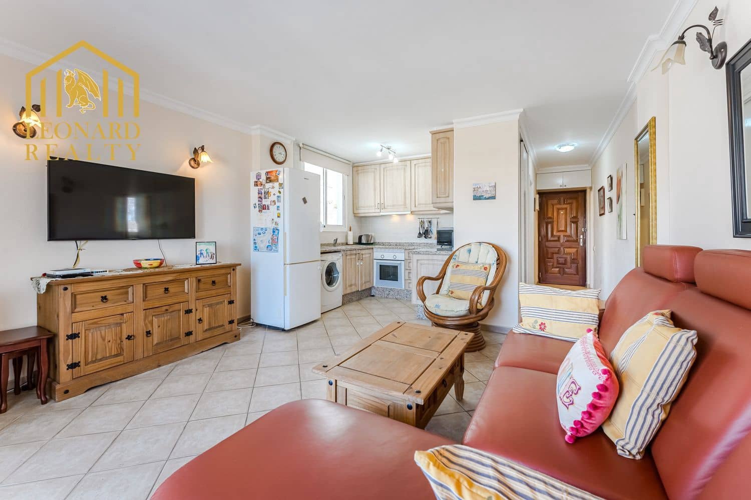 1 soverom Leilighet til salgs i Los Cristianos med svømmebasseng garasje - € 315 000 (Ref: 9560878)