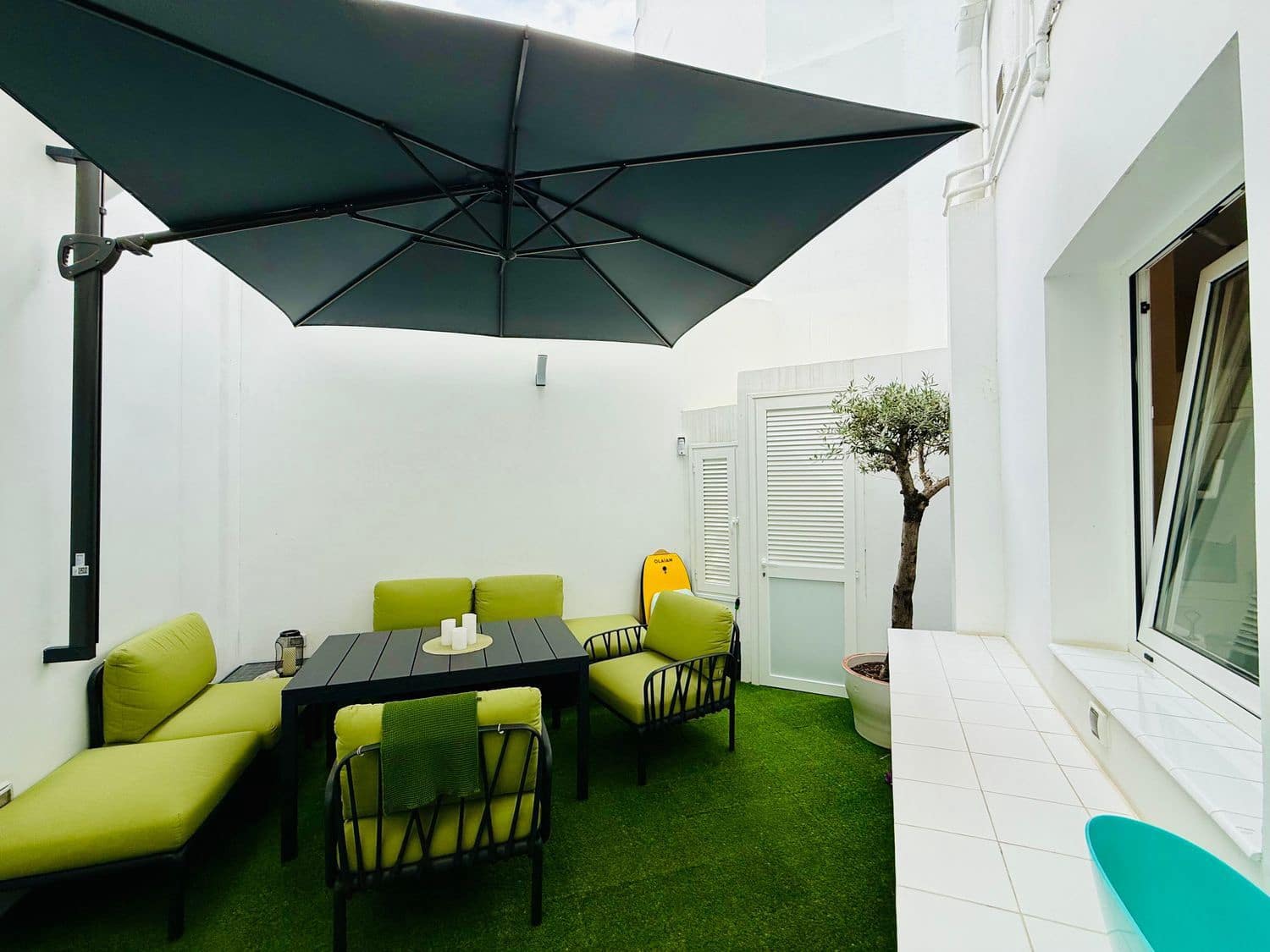 5 quarto Casa em Banda para venda em Santa Cruz de Tenerife com garagem - 1 199 000 € (Ref: 9560880)