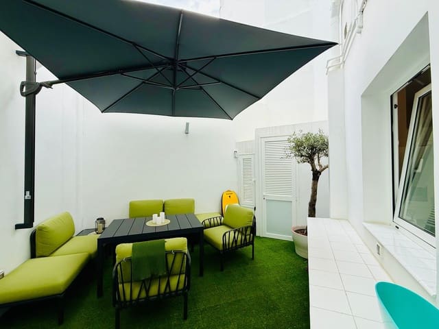 5 quarto Casa em Banda para venda em Las Mimosas, Santa Cruz de Tenerife com garagem - 1 199 000 € (Ref: 9560880)