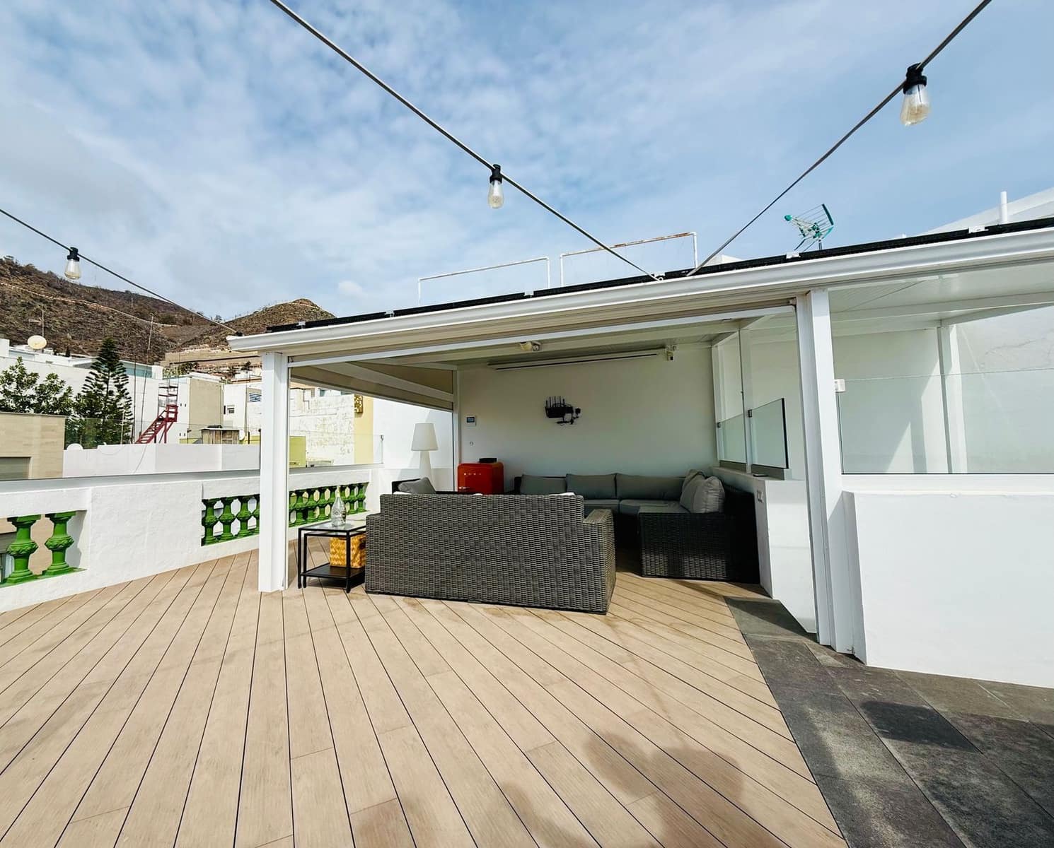 5 quarto Casa em Banda para venda em Santa Cruz de Tenerife com garagem - 1 199 000 € (Ref: 9560880)