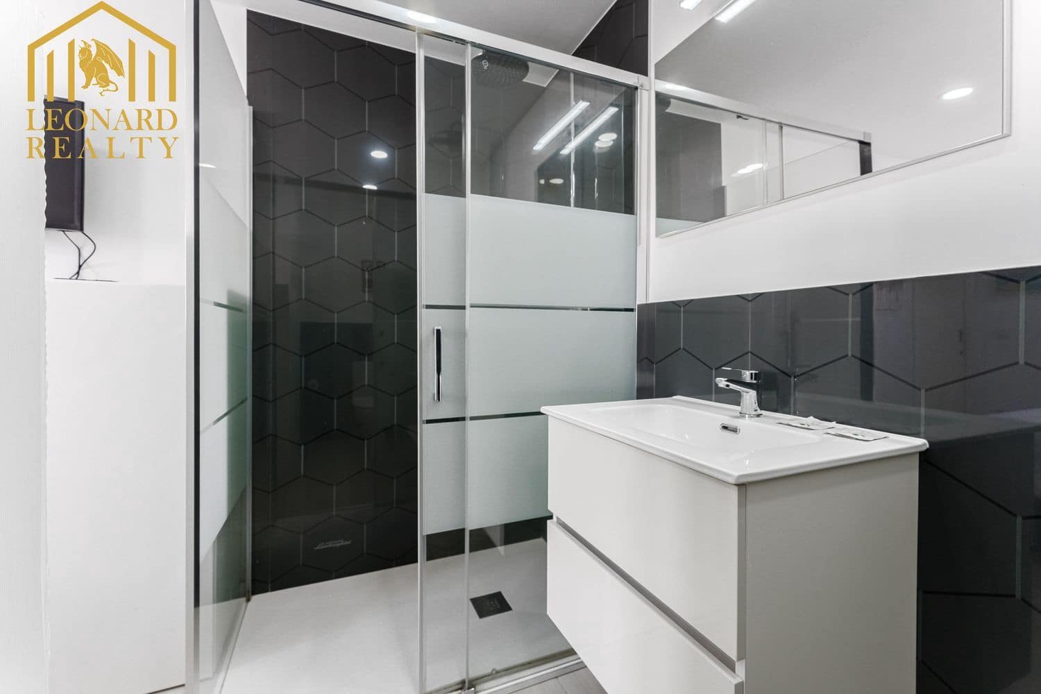 4 chambre Appartement à vendre à Costa Adeje avec piscine garage - 375 000 € (Ref: 9560883)