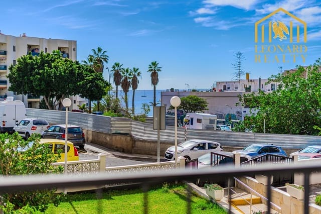 1 soverom Leilighet til salgs i Los Cristianos, Arona med garasje - € 320 000 (Ref: 9573700)