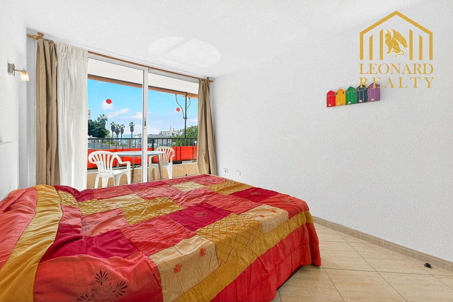 1 soverom Leilighet til salgs i Los Cristianos med garasje - € 320 000 (Ref: 9573700)