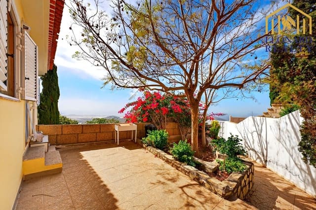 3 slaapkamer Villa te koop in La Camella, Arona met garage - € 580.000 (Ref: 9632869)