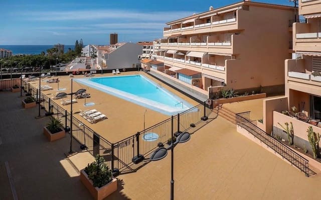 Garage te koop in Los Cristianos, Arona - € 22.000 (Ref: 9682205)