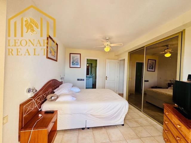 2 sypialnia Apartament na sprzedaż w San Miguel de Abona z basenem garażem - 330 000 € (Ref: 9709475)