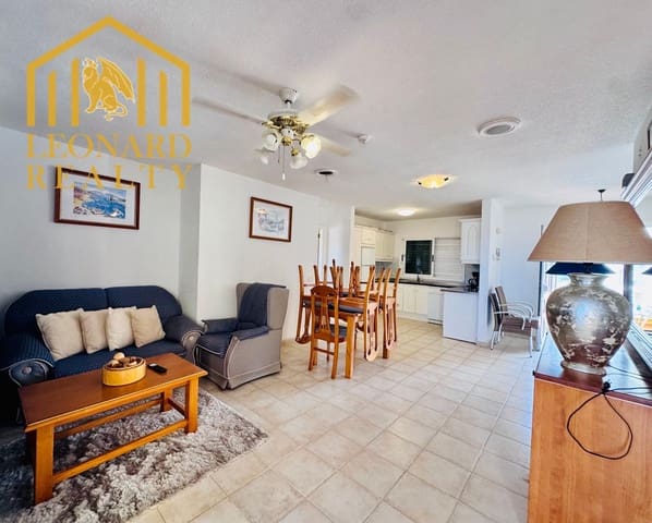 2 sypialnia Apartament na sprzedaż w San Miguel de Abona z basenem garażem - 330 000 € (Ref: 9709475)