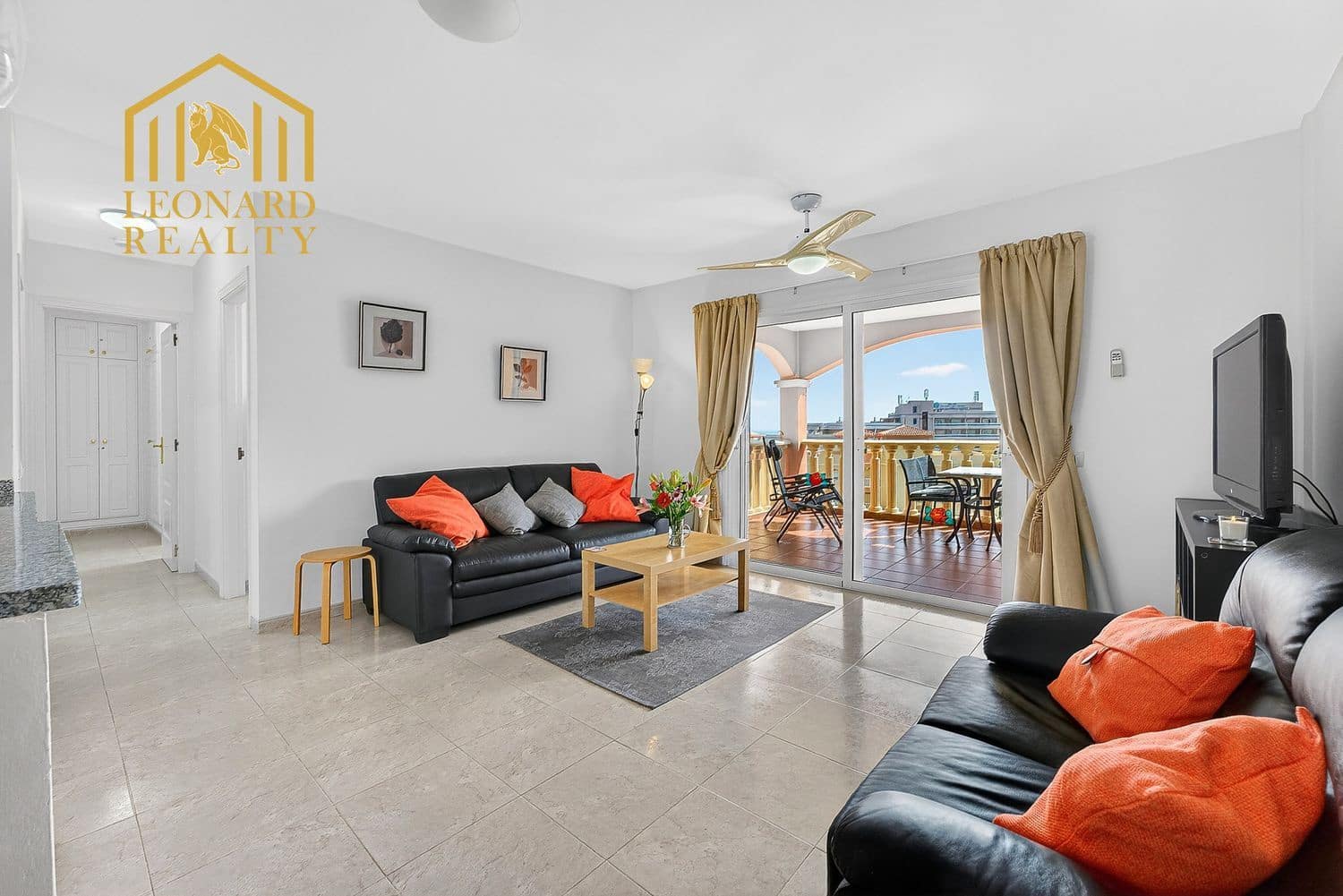 2 soveværelse Lejlighed til salg i San Miguel de Abona med swimmingpool garage - € 295.000 (Ref: 9790050)