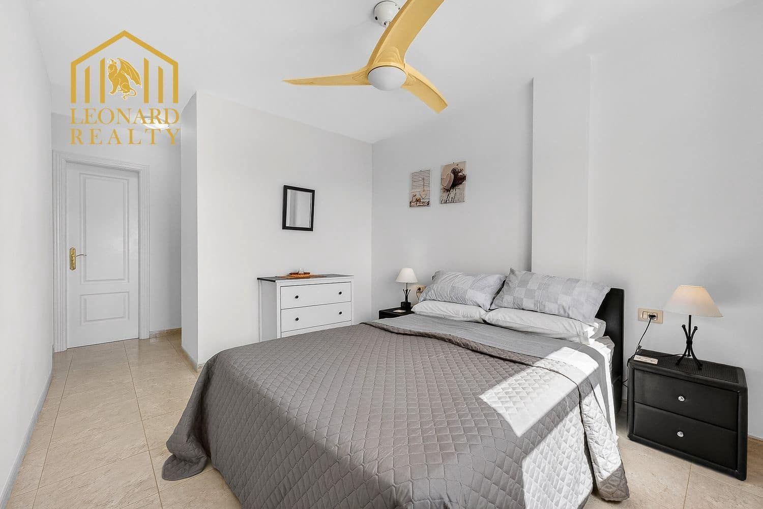 2 soveværelse Lejlighed til salg i San Miguel de Abona med swimmingpool garage - € 295.000 (Ref: 9790050)