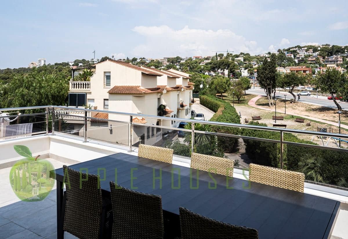2 quarto Penthouse para venda em Sitges - 675 000 € (Ref: 8814684)