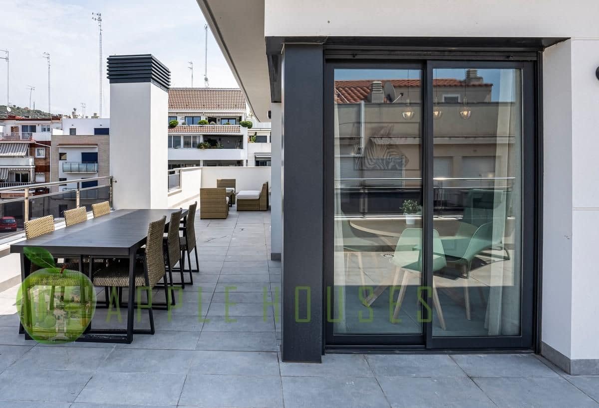 2 quarto Penthouse para venda em Sitges - 730 000 € (Ref: 8814684)