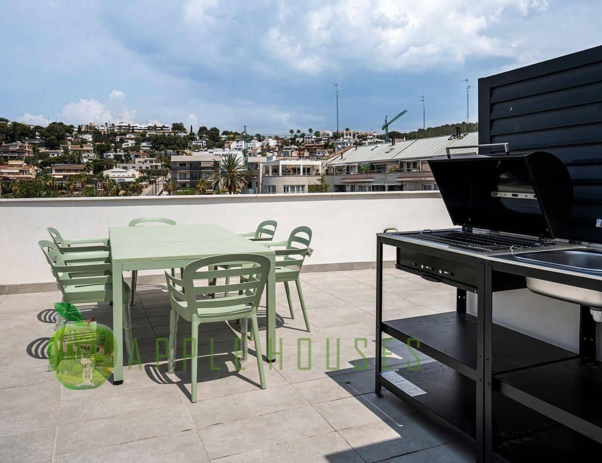 2 quarto Penthouse para venda em Sitges - 675 000 € (Ref: 8814684)