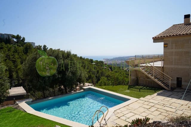 3 bedroom Villa for sale in Sitges with pool garage - € 870,000 (Ref: 8814686)