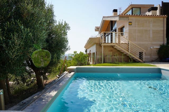 3 sypialnia Willa na sprzedaż w Sitges z basenem garażem - 870 000 € (Ref: 8814686)