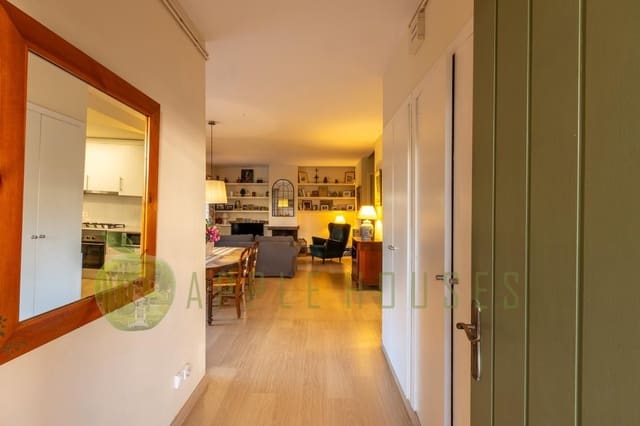 4 soverom Rekkehus til salgs i Sitges med svømmebasseng - € 1 450 000 (Ref: 8814693)