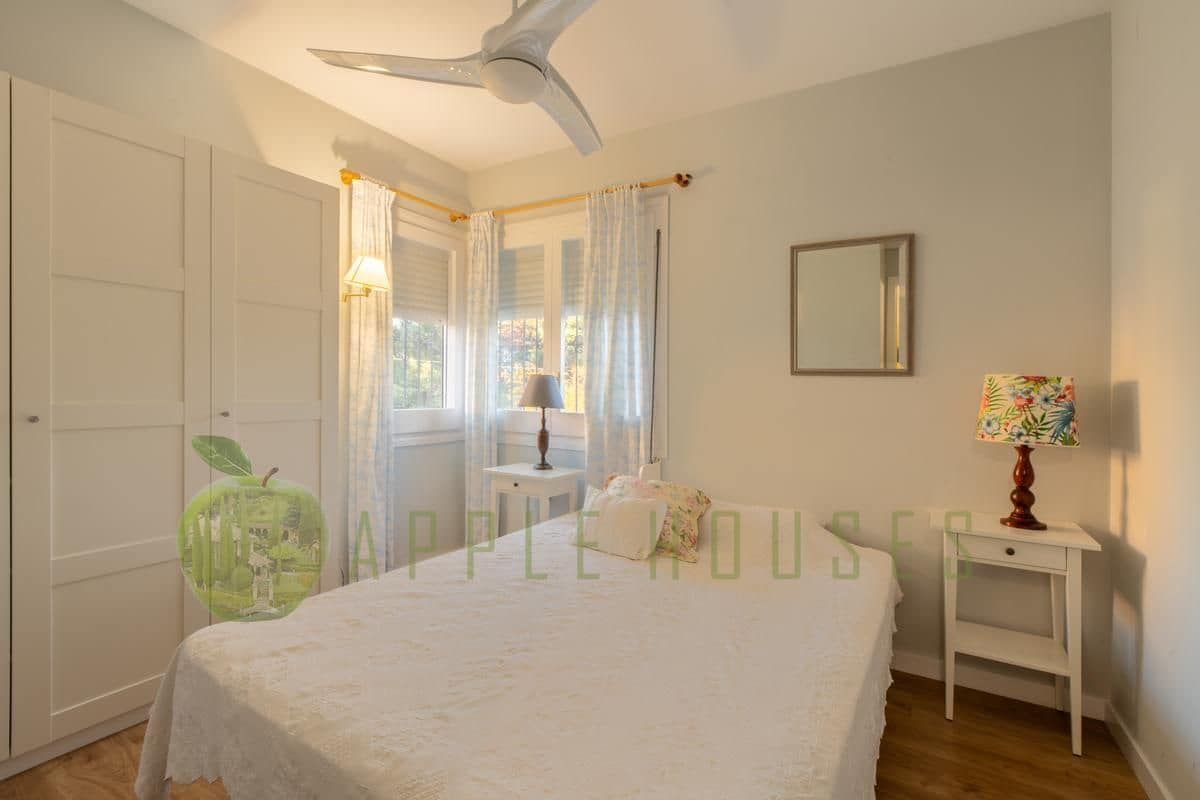 4 makuuhuone Rivitalo myytävänä paikassa Sitges mukana uima-altaan - 1 450 000 € (Ref: 8814693)