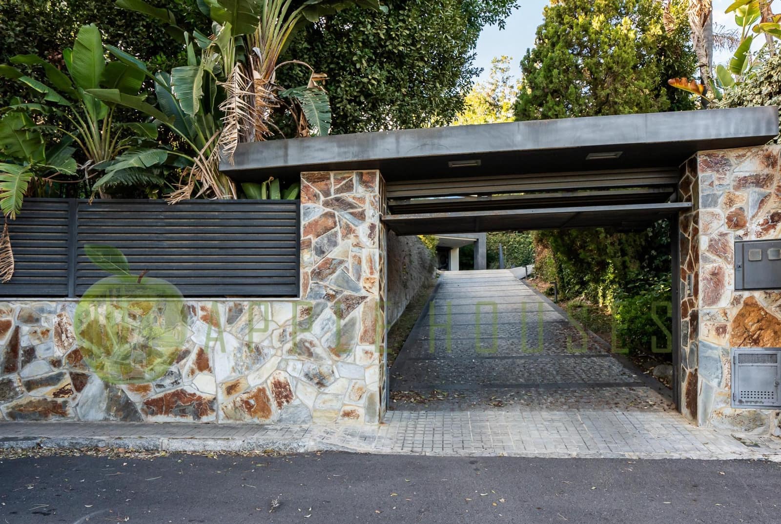 4 soveværelse Villa til salg i Premia de Dalt med garage - € 1.149.000 (Ref: 8814694)