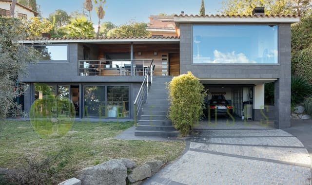 4 chambre Villa/Maison à vendre à Premià de Dalt avec garage - 1 149 000 € (Ref: 8814694)